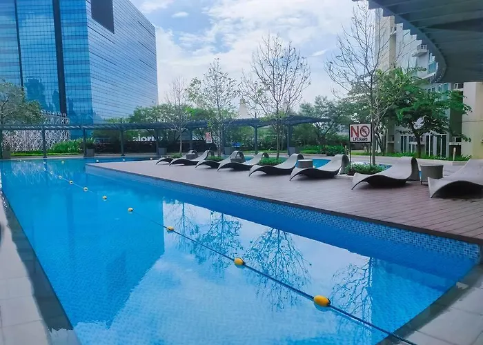 2 Bedroom San Lorenzo Place Unit * Манила