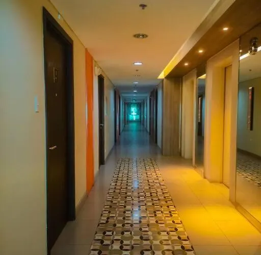 Апартаменты 2 Bedroom San Lorenzo Place Unit Манила