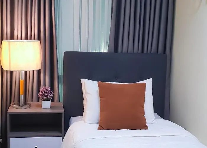 Апартаменты 2 Bedroom San Lorenzo Place Unit Манила